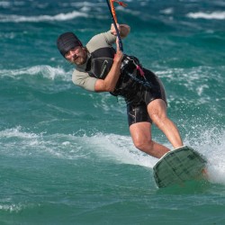 Kyte surfeur concentré / LE MÉNER Marc